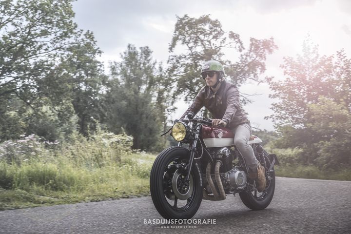 honda-cb750-caferacer-by-wrench-kings-2
